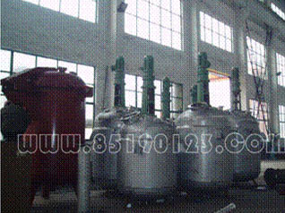 2m3不銹鋼聚合釜；3m3不銹鋼反應釜（上海康鵬化學公司）
